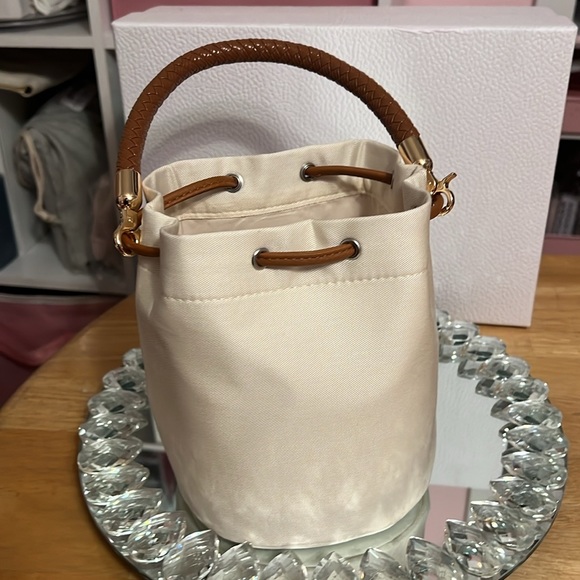 Dior Bucket Bag - Picture 11 of 11